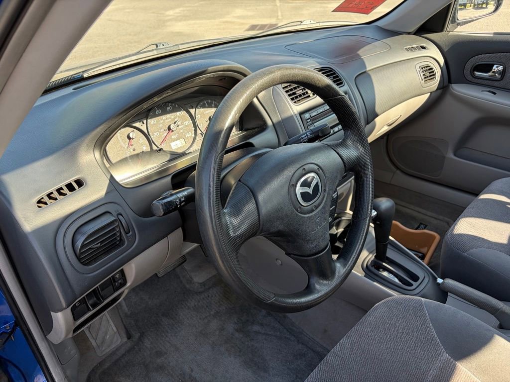Used 2003 MAZDA Protege DX FWD image 13