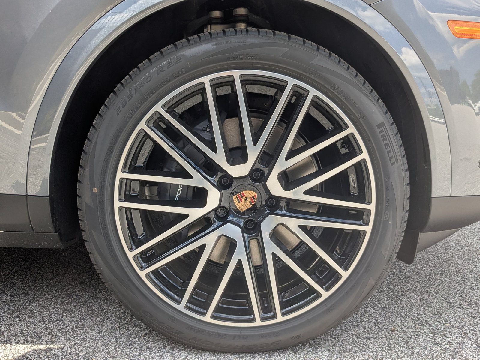 New 2026 Porsche Cayenne AWD/4WD image 29