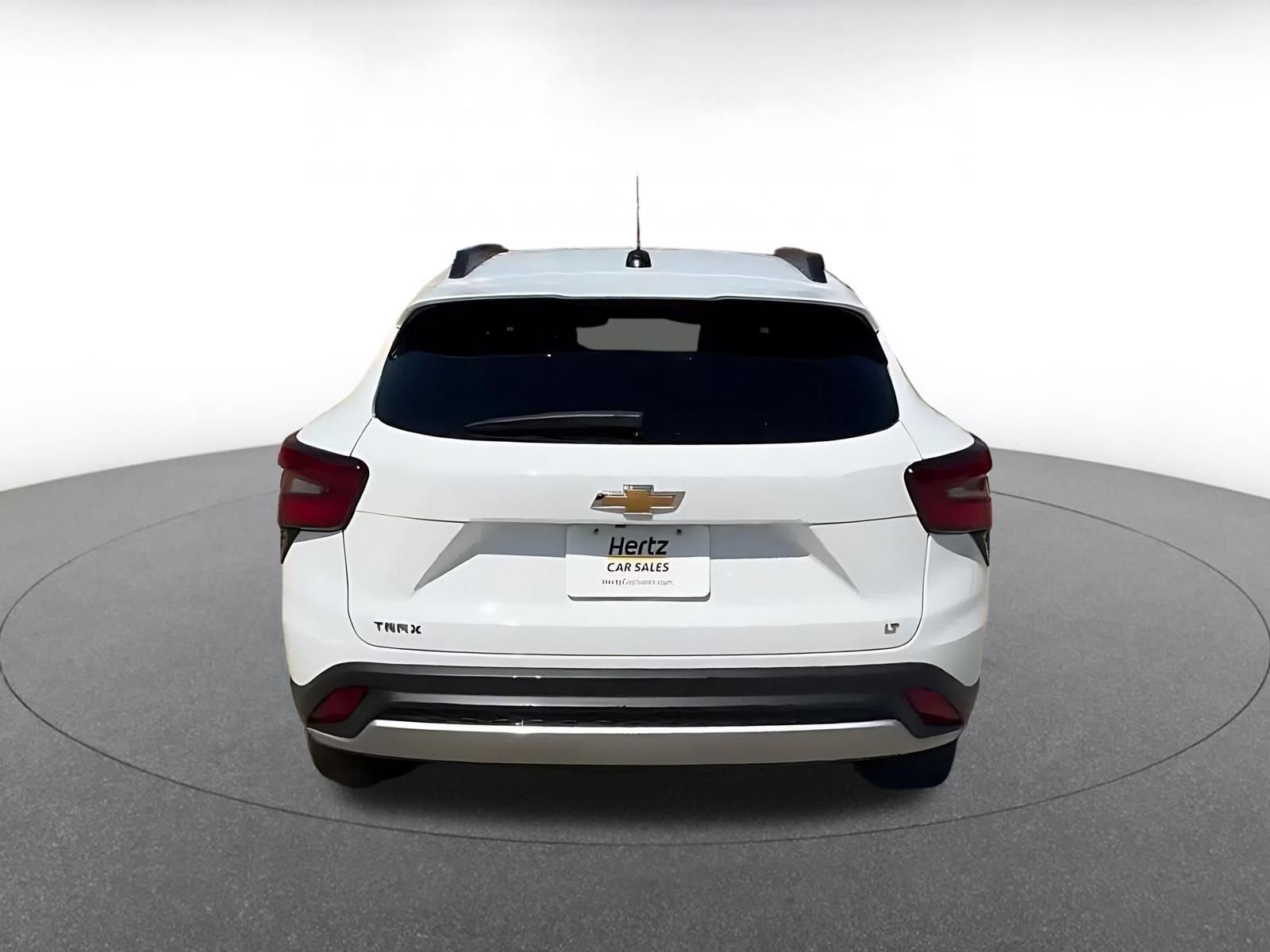 Used 2025 Nissan Versa SV FWD image 7