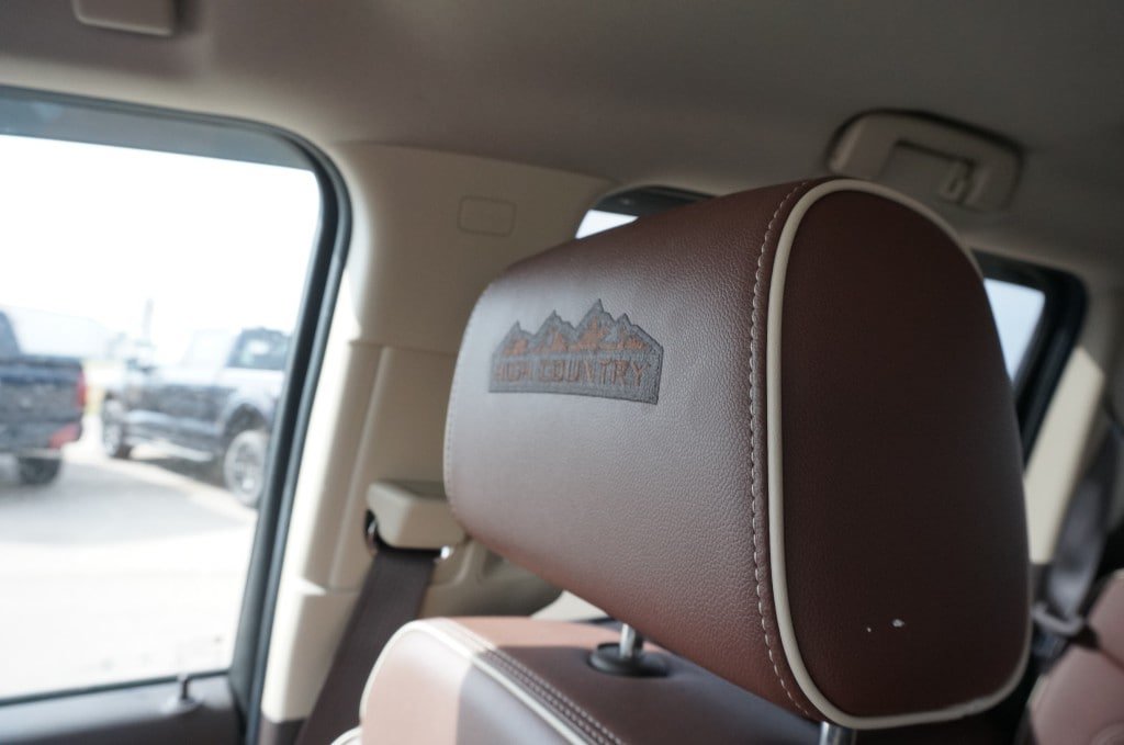 Used 2018 Chevrolet Silverado 2500 High Country w/ Duramax Plus Package AWD/4WD image 17