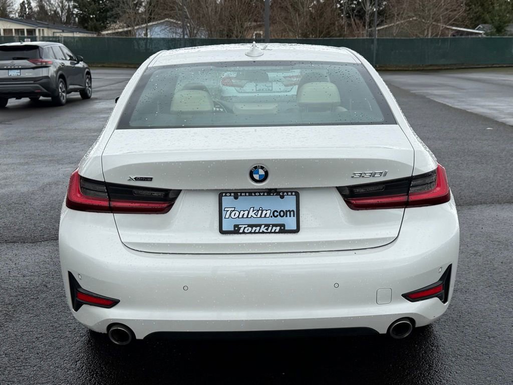Used 2022 BMW 330i xDrive Sedan image 7