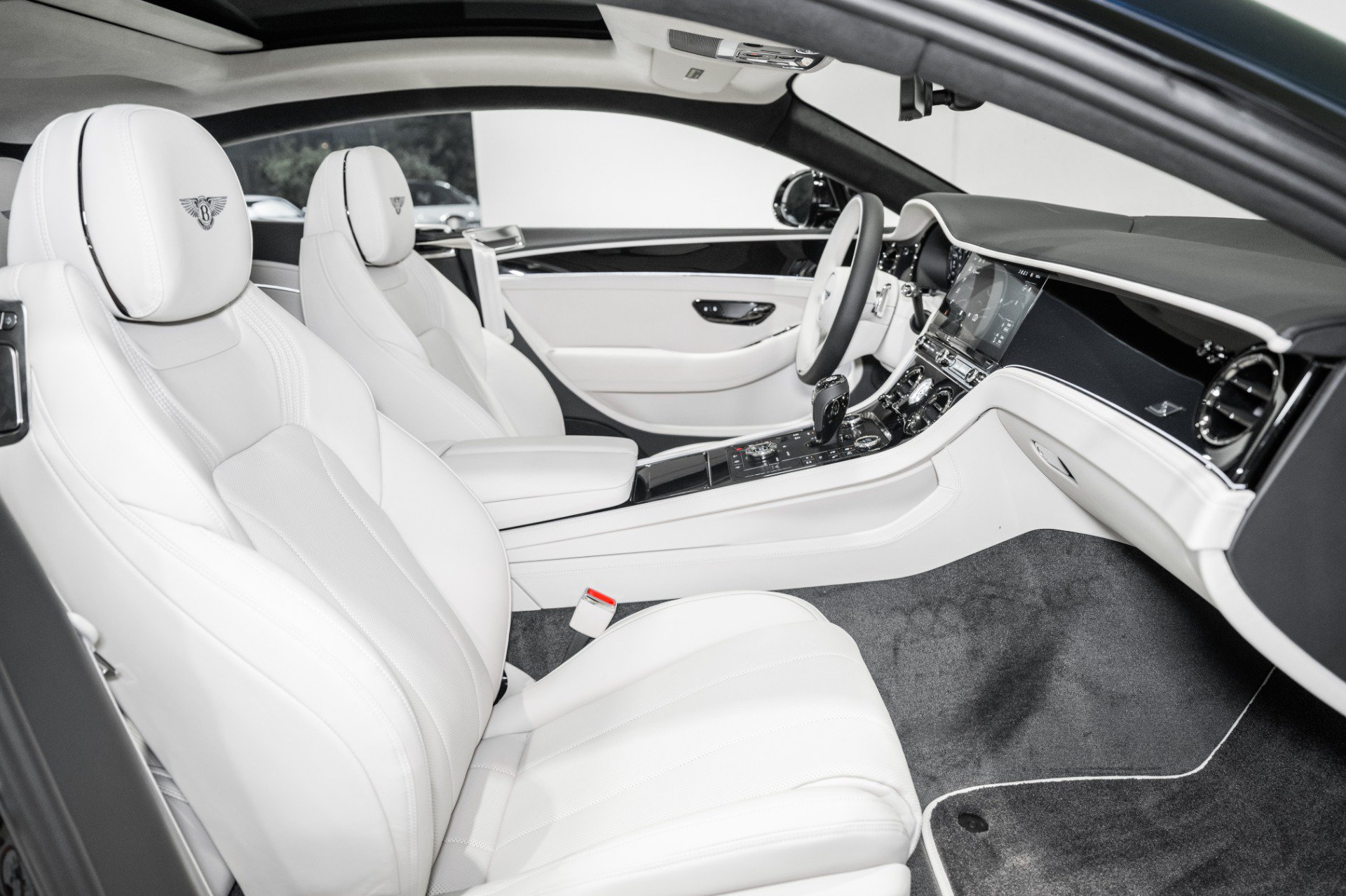 New 2026 Bentley Continental GT AWD/4WD image 2