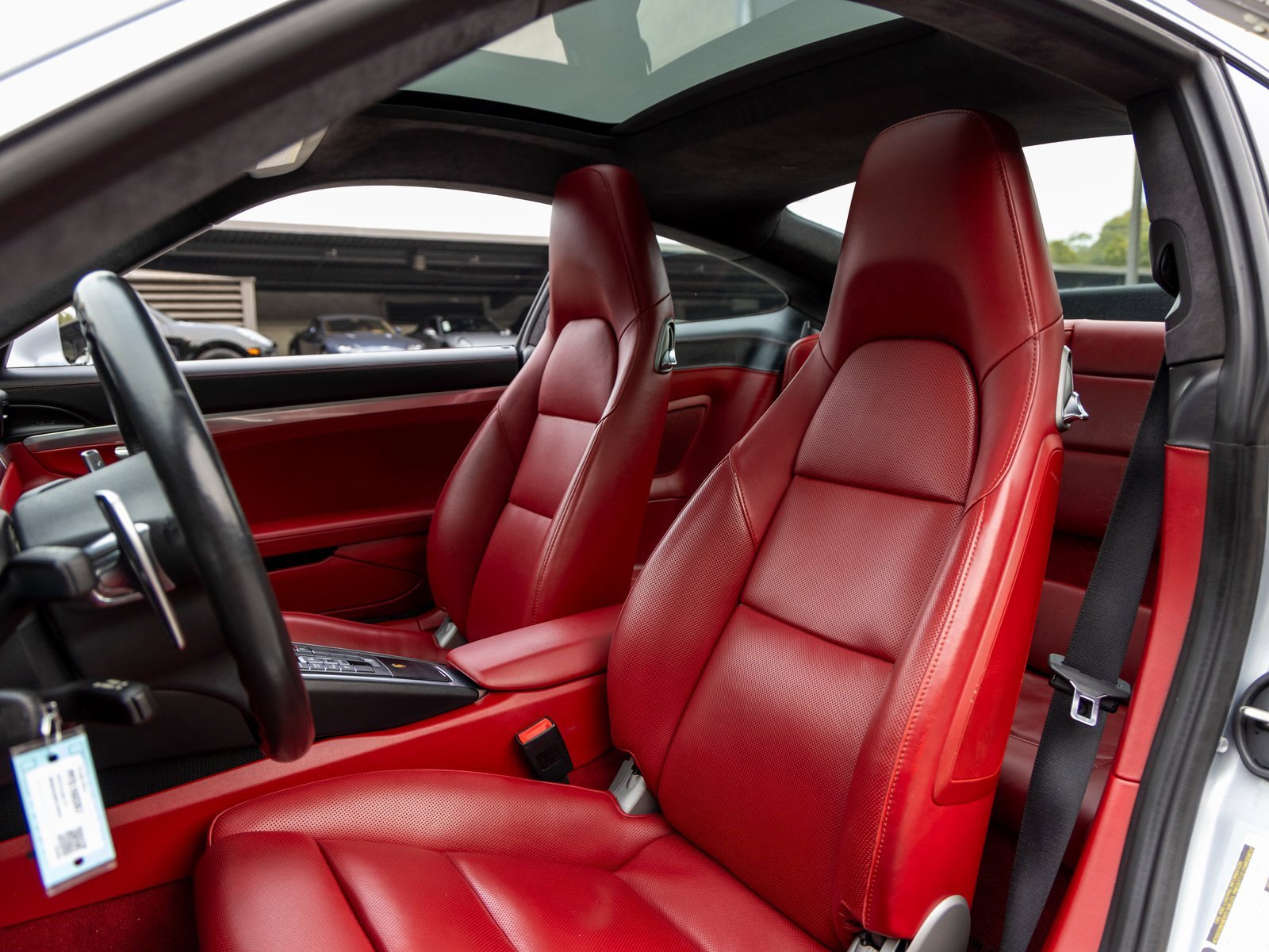 Used 2015 Porsche 911 Turbo image 5