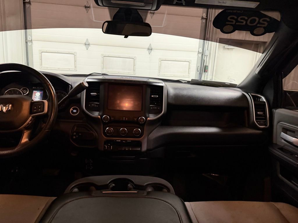 Used 2022 RAM 3500 Big Horn image 26