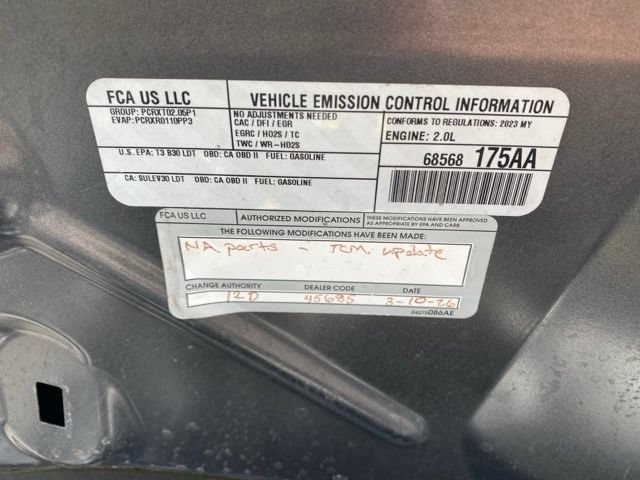 Used 2023 Jeep Compass Limited w/ Sun and Sound Group AWD/4WD image 25