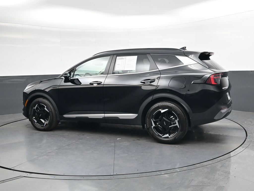 Used 2026 Kia Sportage EX w/ EX Panorama Roof Package image 7