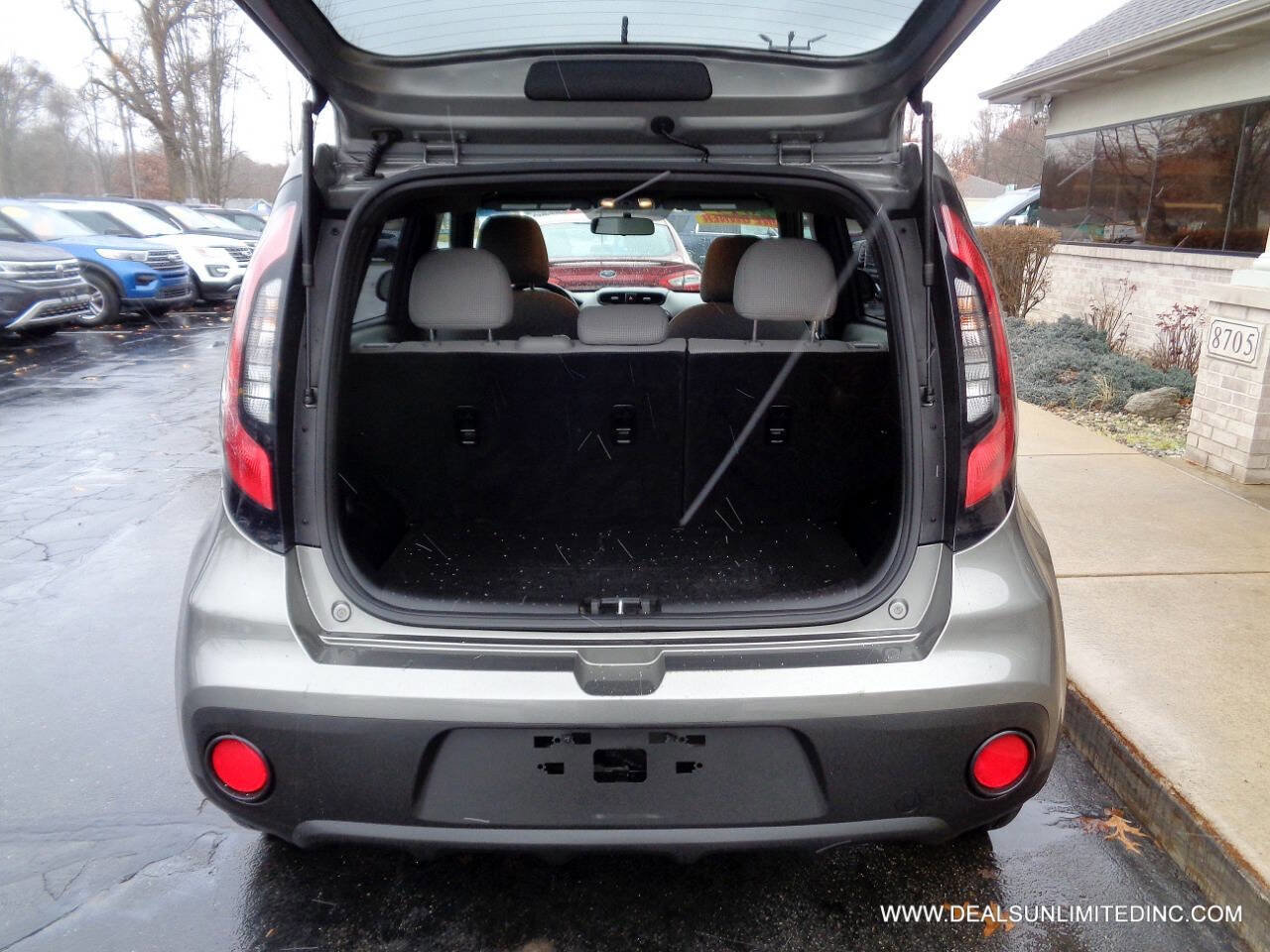 Used 2019 Kia Soul FWD image 16