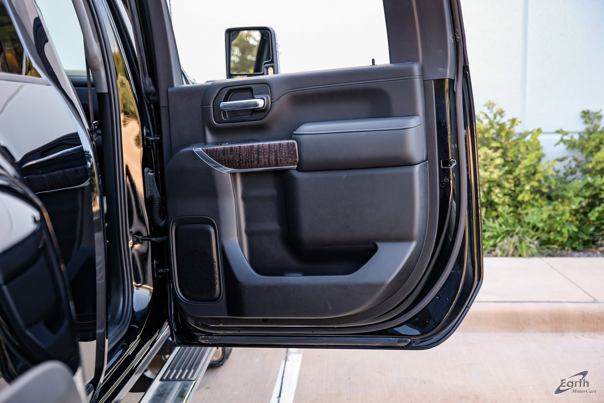 Used 2022 GMC Sierra 3500 Denali w/ Technology Package image 87