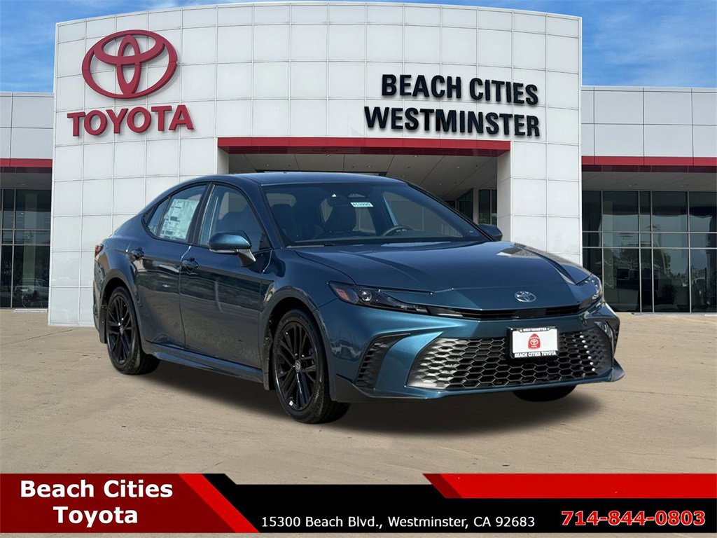 New 2026 Toyota Camry SE image 1