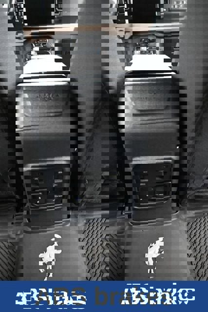 Used 2021 Ford Bronco Wildtrak image 19