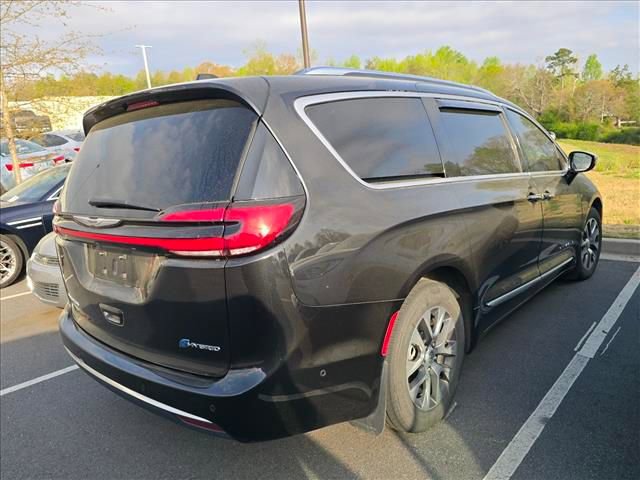 Used 2022 Chrysler Pacifica Pinnacle image 4