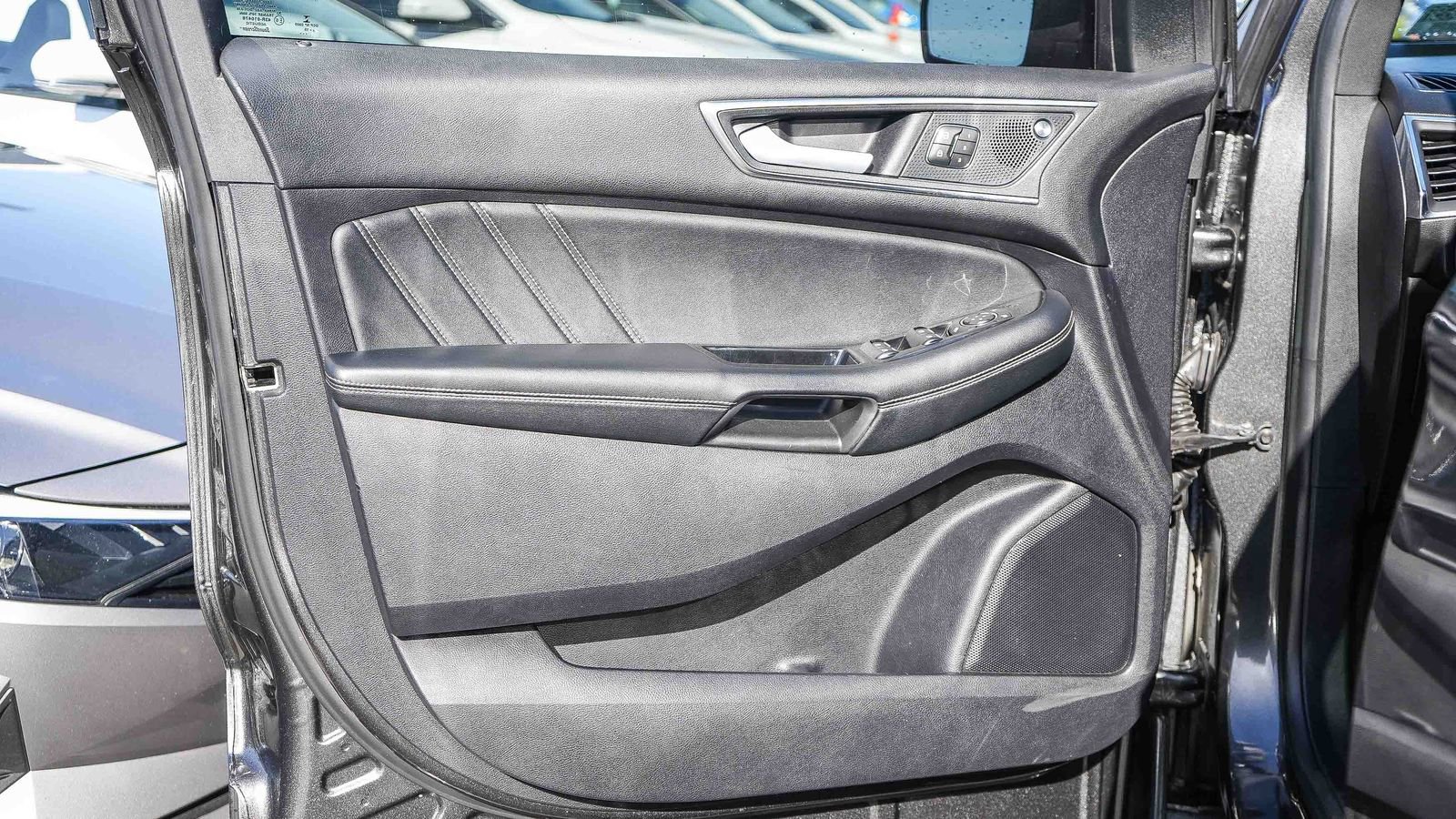 Used 2019 Ford Edge ST w/ Equipment Group 401A AWD/4WD image 21
