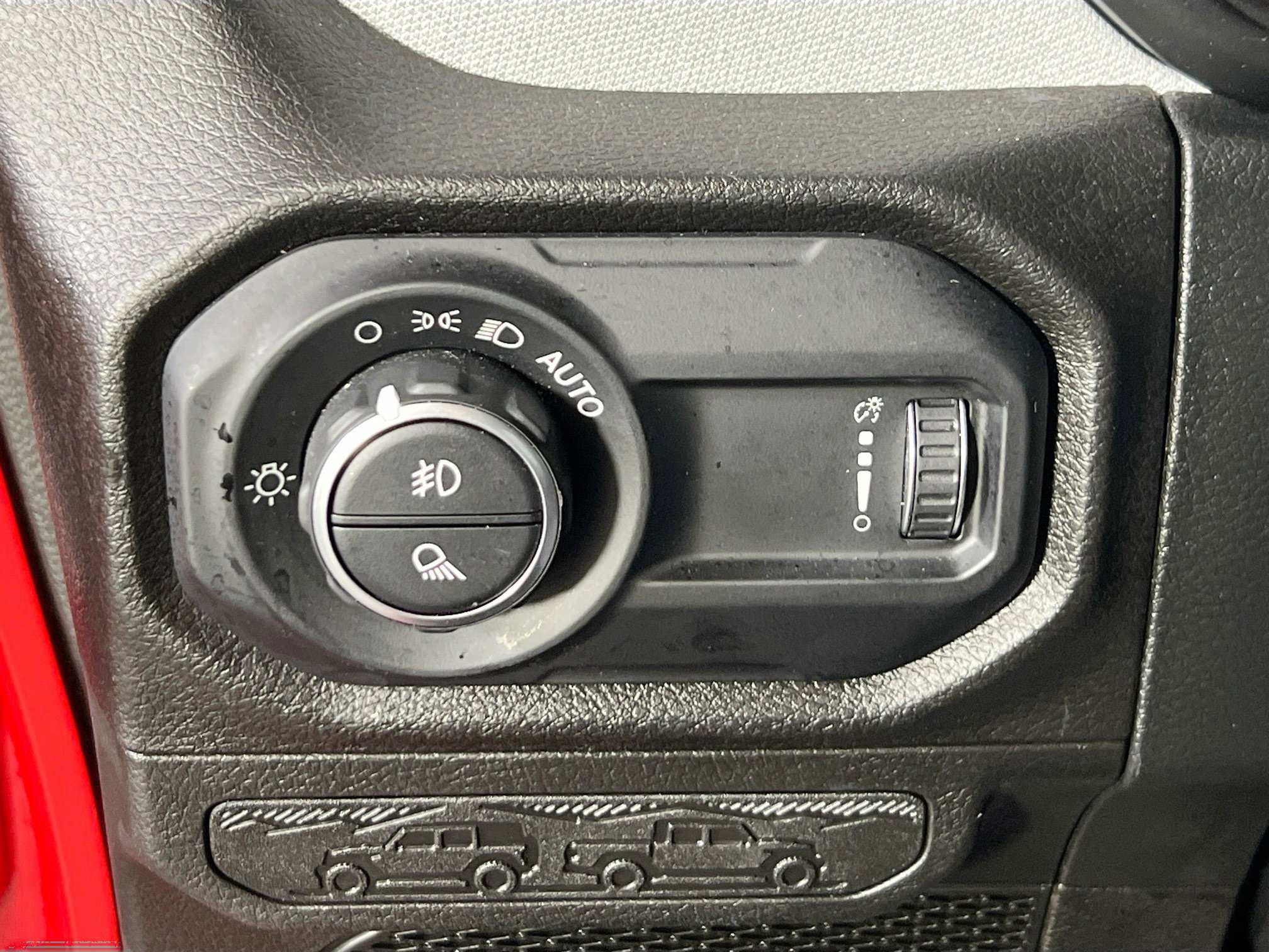 Used 2024 Jeep Gladiator Sport image 10