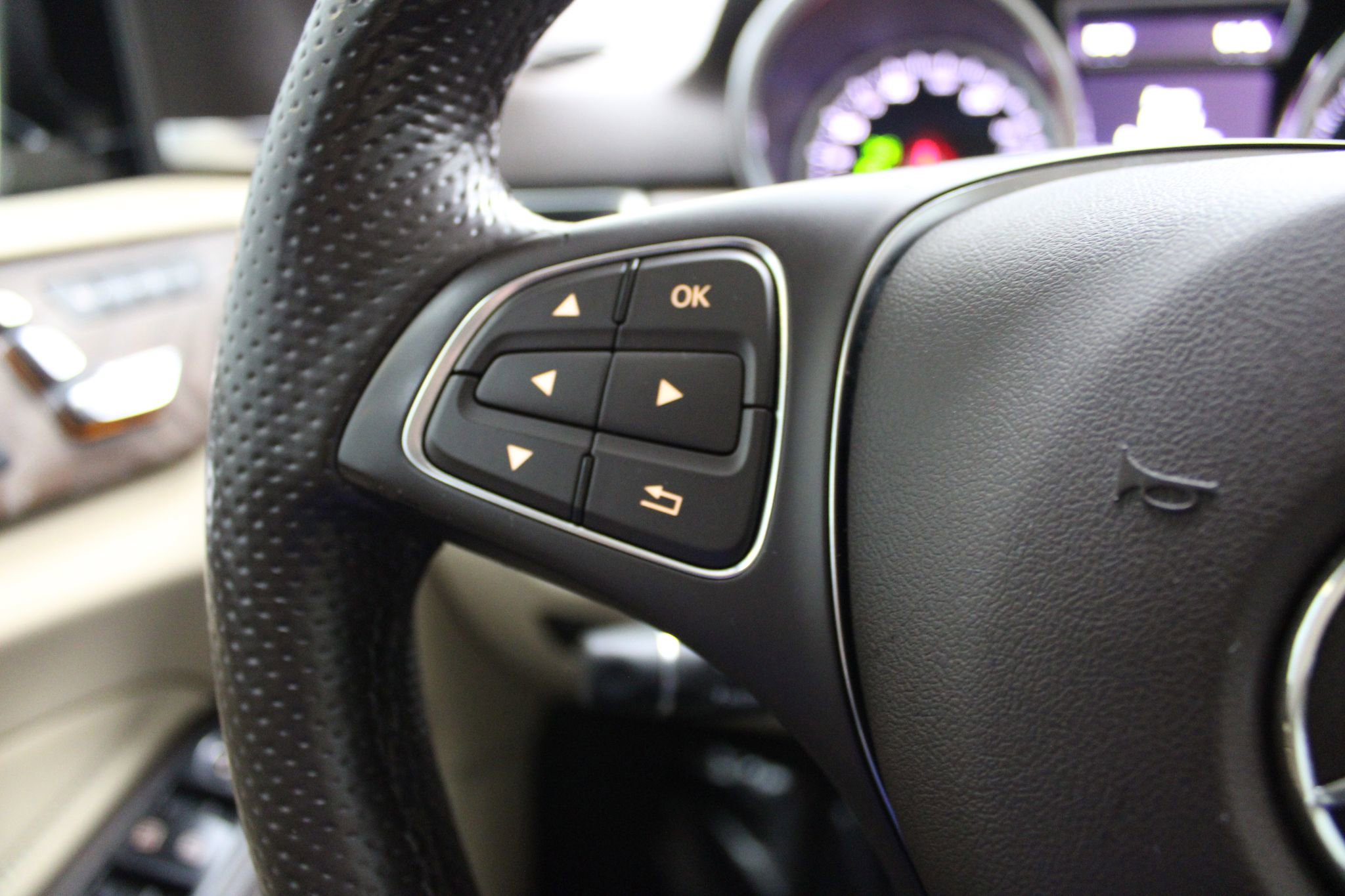 Used 2019 Mercedes-Benz GLE 400 4MATIC image 40