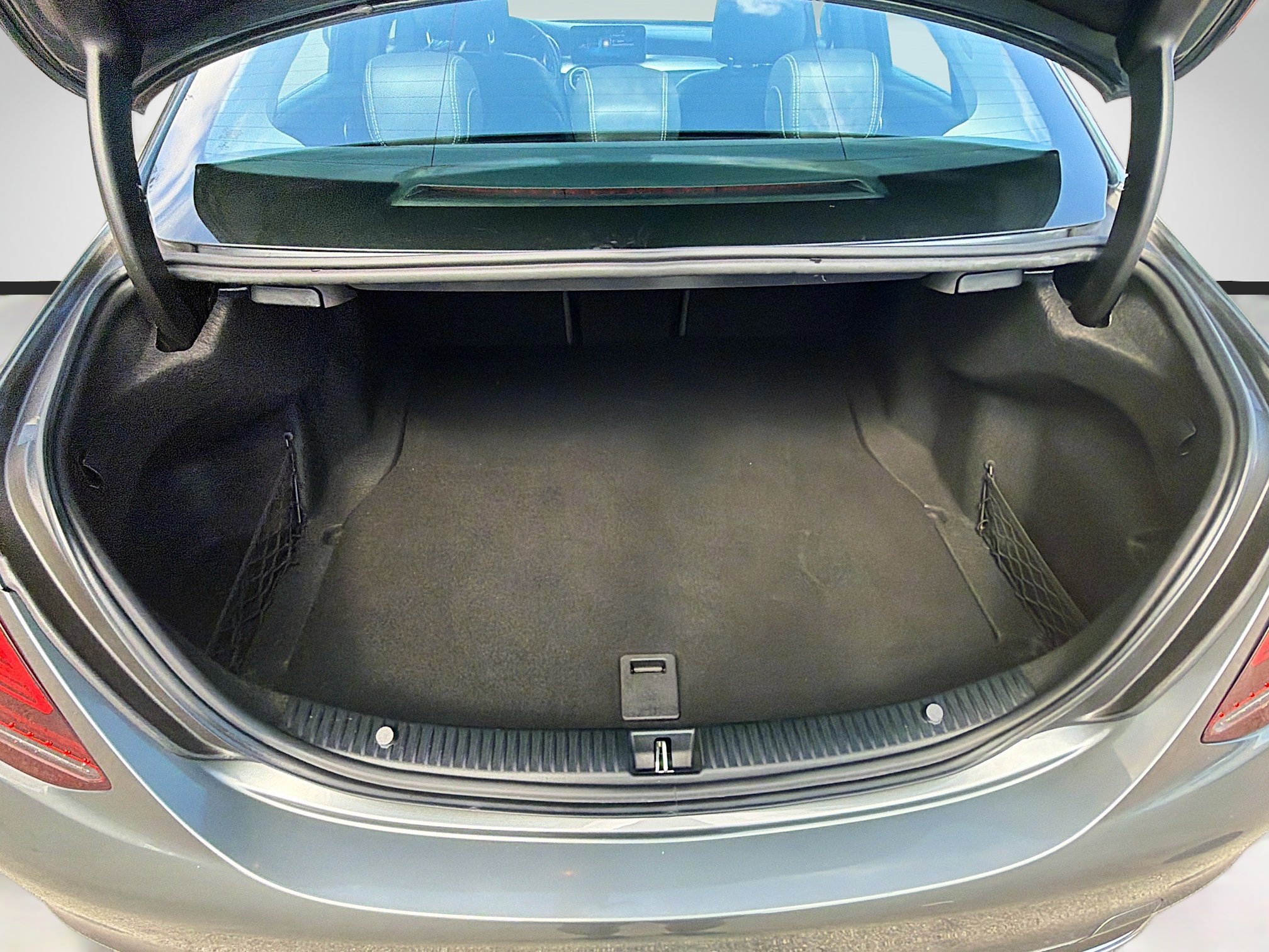 Used 2019 Mercedes-Benz C 300 Sedan image 24