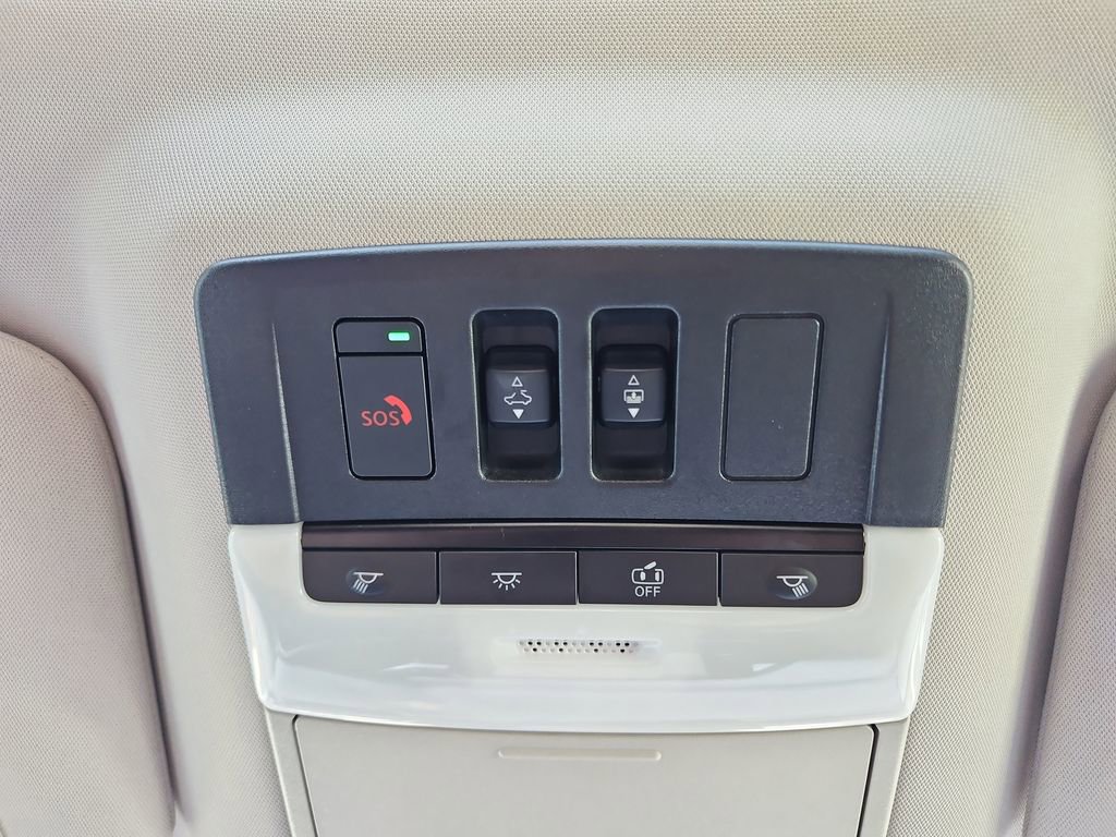 Used 2025 Nissan Pathfinder Platinum image 23