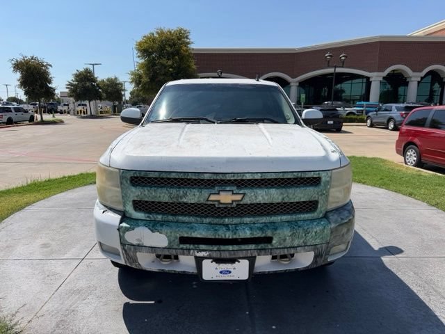 Used 2010 Chevrolet Silverado 1500 LT w/ Power Pack Plus AWD/4WD image 2