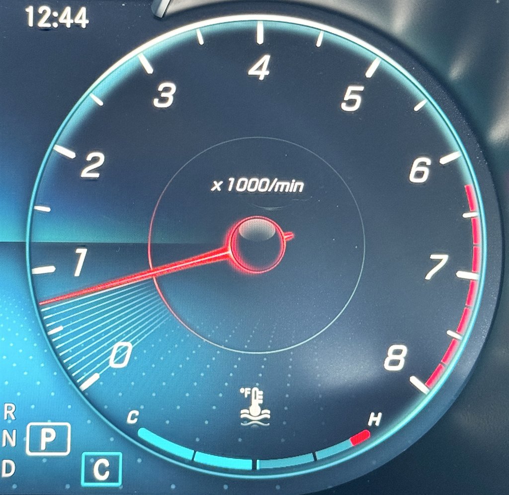 Used 2021 Mercedes-Benz GLC 300 4MATIC w/ AMG Line image 85