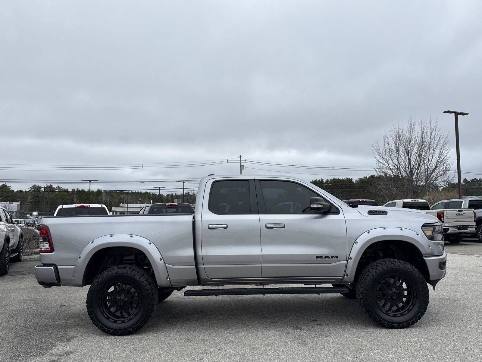Used 2022 RAM 1500 Big Horn w/ Night Edition AWD/4WD image 5