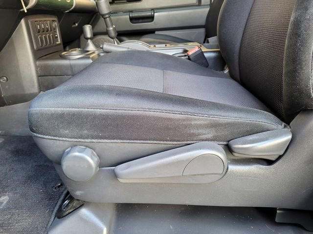 Used 2010 Toyota FJ Cruiser 4WD image 21
