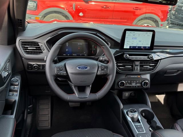 Used 2026 Ford Escape ST-Line Select w/ Equipment Group 401A AWD/4WD image 6