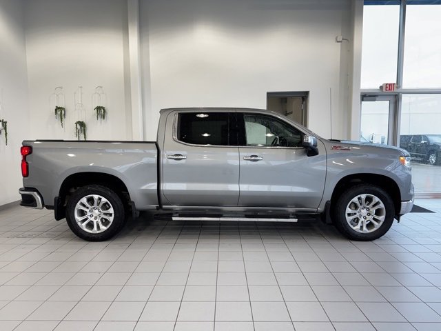 Certified 2025 Chevrolet Silverado 1500 LTZ image 35