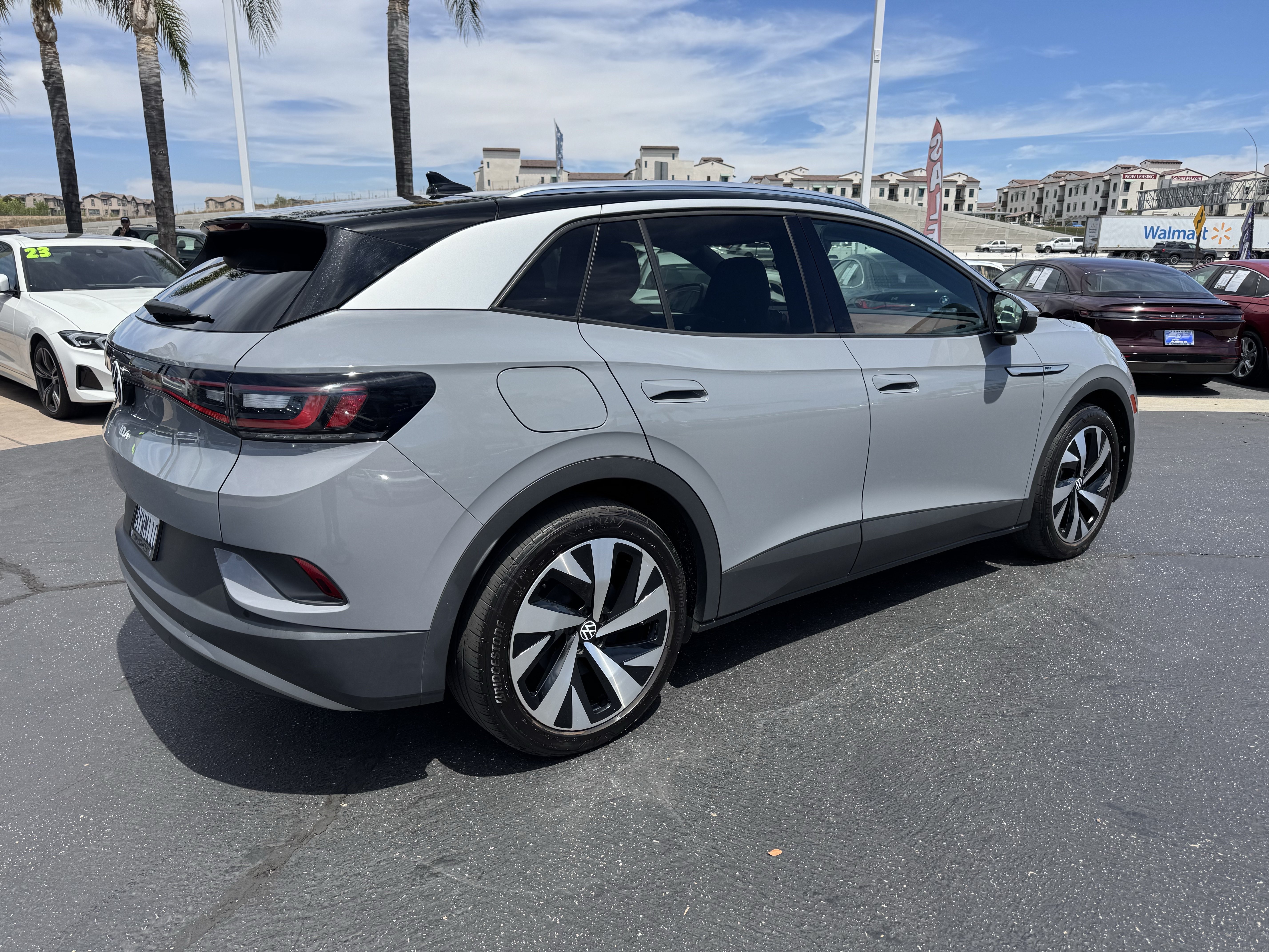 Used 2021 Volkswagen ID.4 Pro S w/ Gradient Package RWD image 9