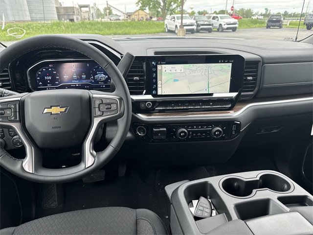 New 2025 Chevrolet Silverado 1500 LT image 13