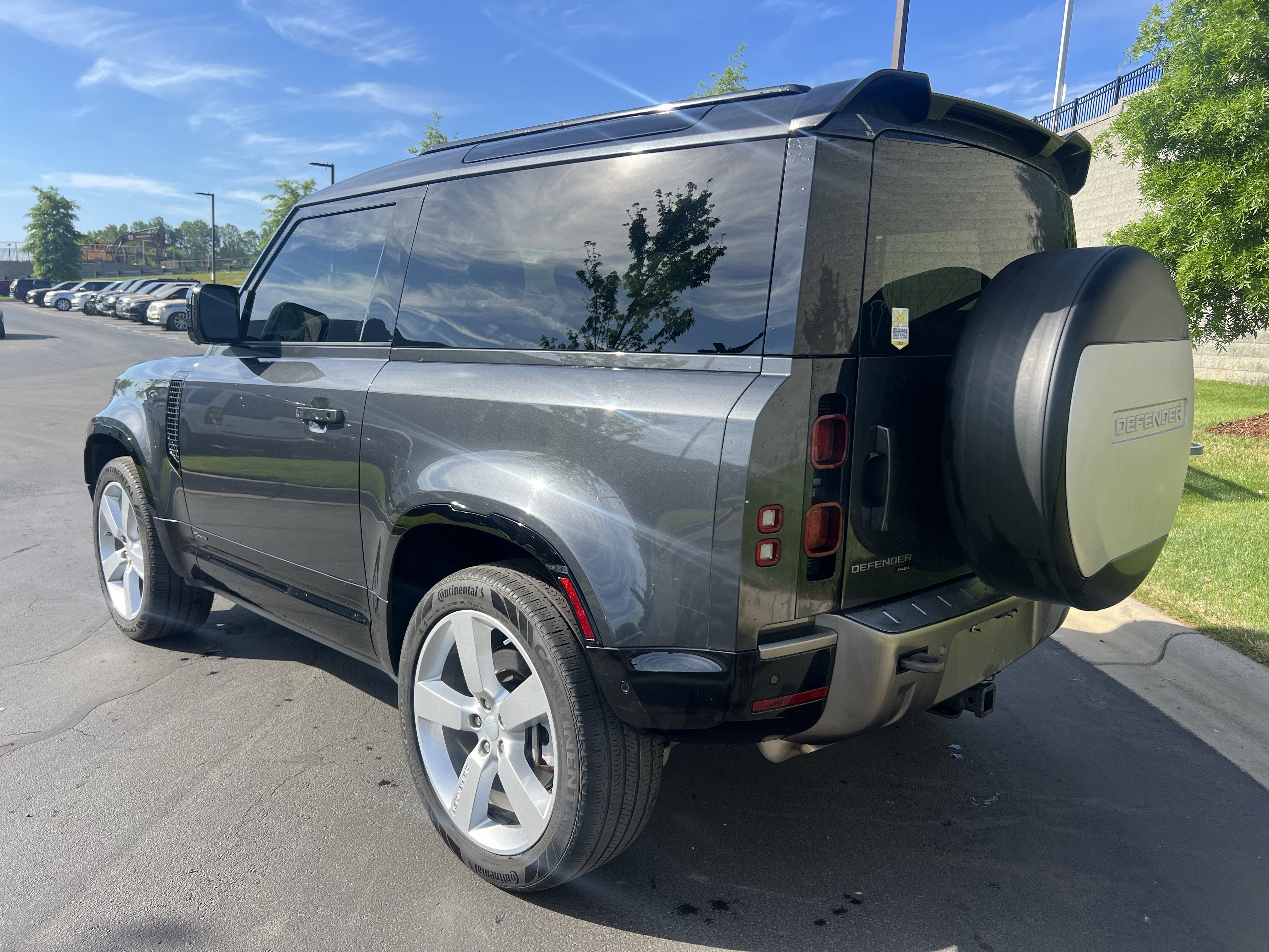 Used 2021 Land Rover Defender 90 X-Dynamic S image 27