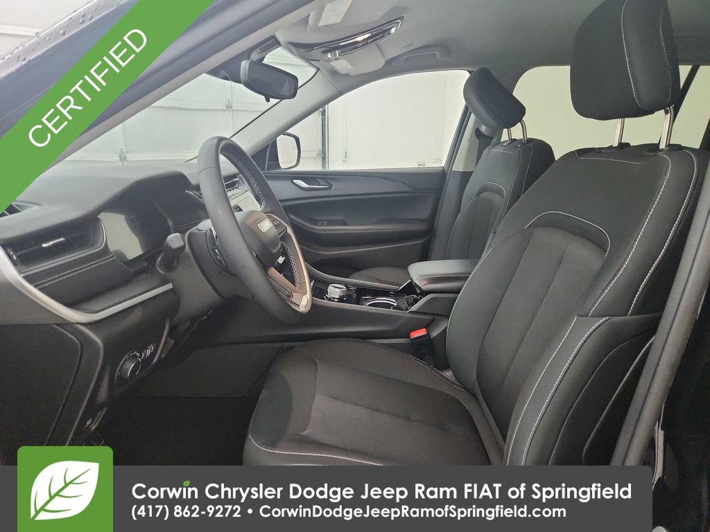 Used 2023 Jeep Grand Cherokee L Laredo AWD/4WD image 10