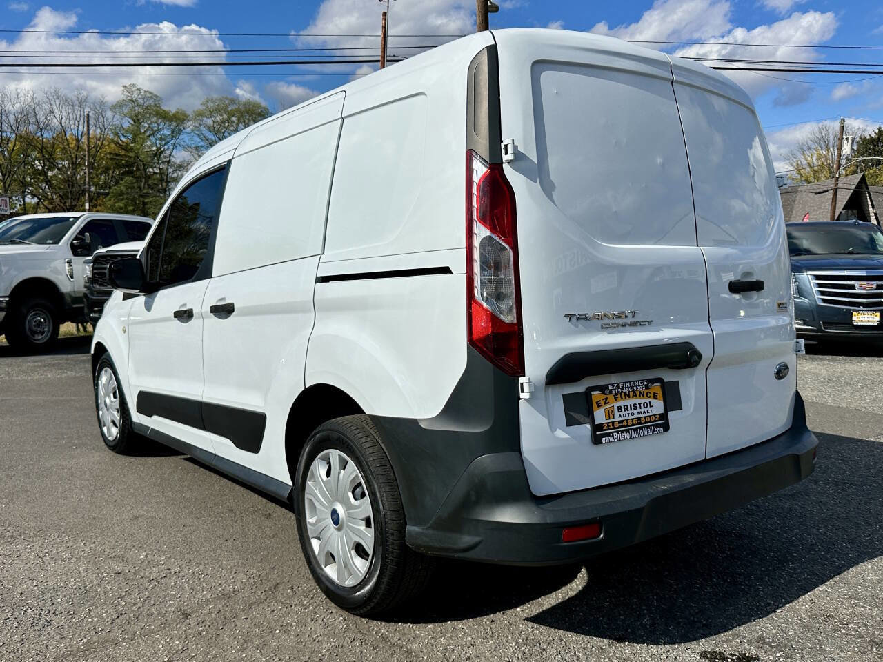 Used 2019 Ford Transit Connect XL image 3