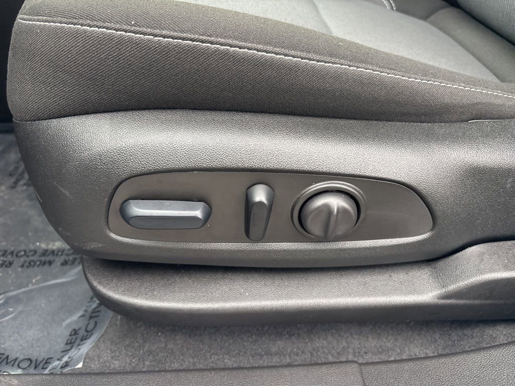 Used 2023 Chevrolet Blazer LT w/ Driver Confidence Package image 21