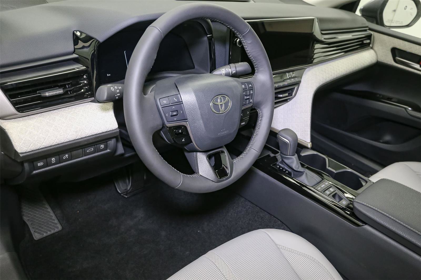 New 2026 Toyota Camry XLE image 18
