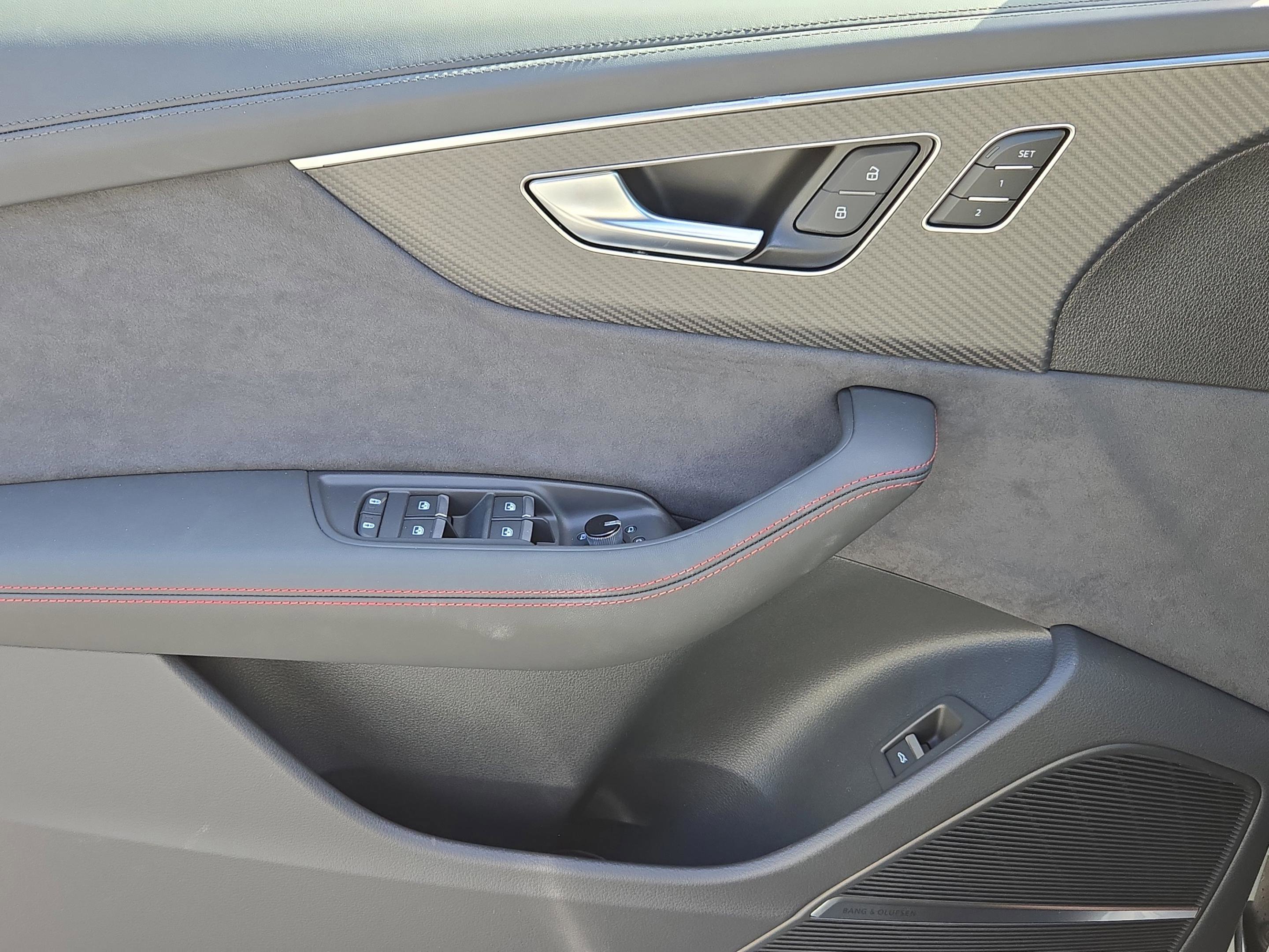 New 2026 Audi RS Q8 performance image 23