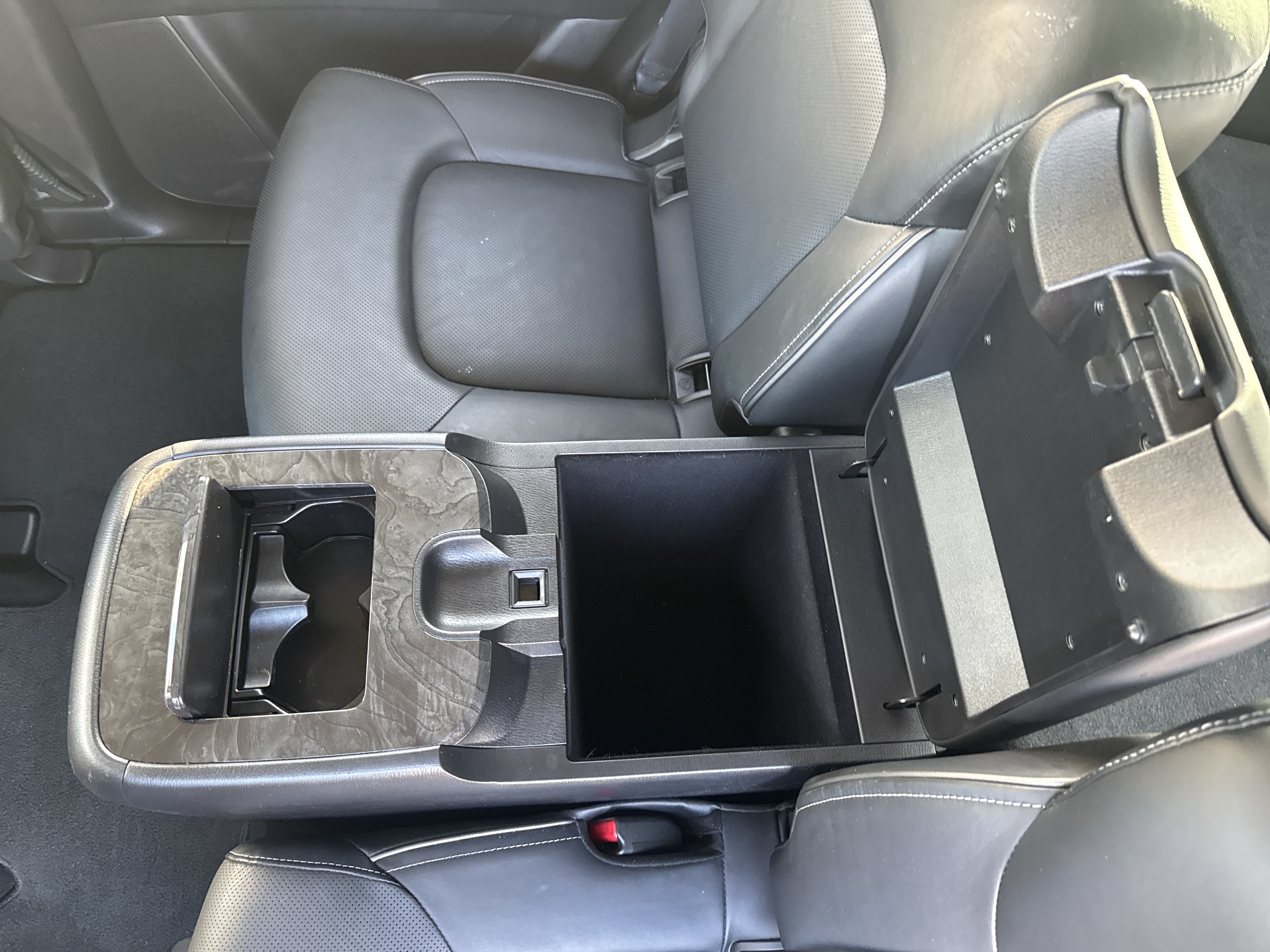 Used 2023 INFINITI QX80 Luxe w/ Cargo Package RWD image 18