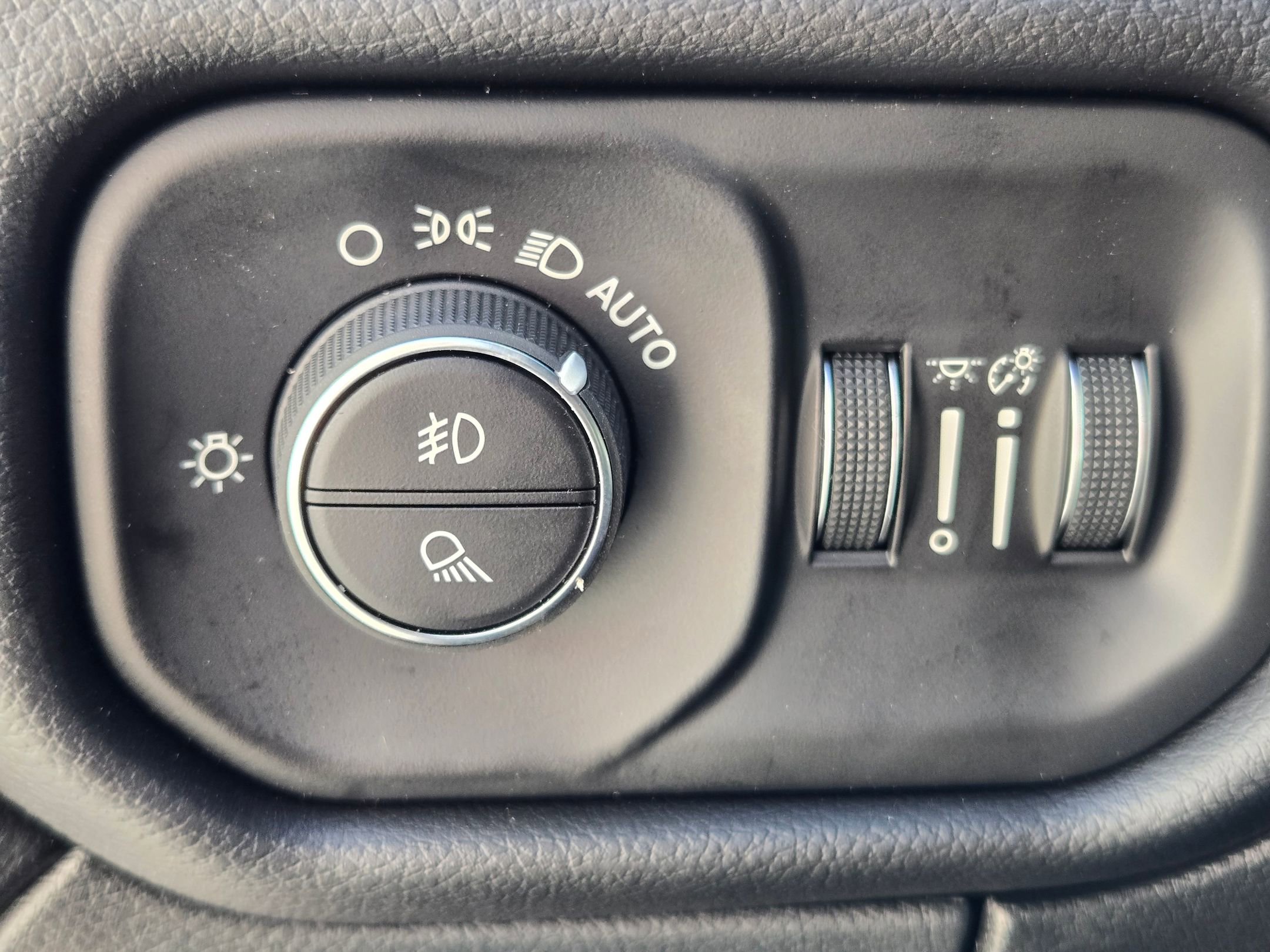 New 2026 RAM 3500 Laramie w/ Max Tow Package image 18