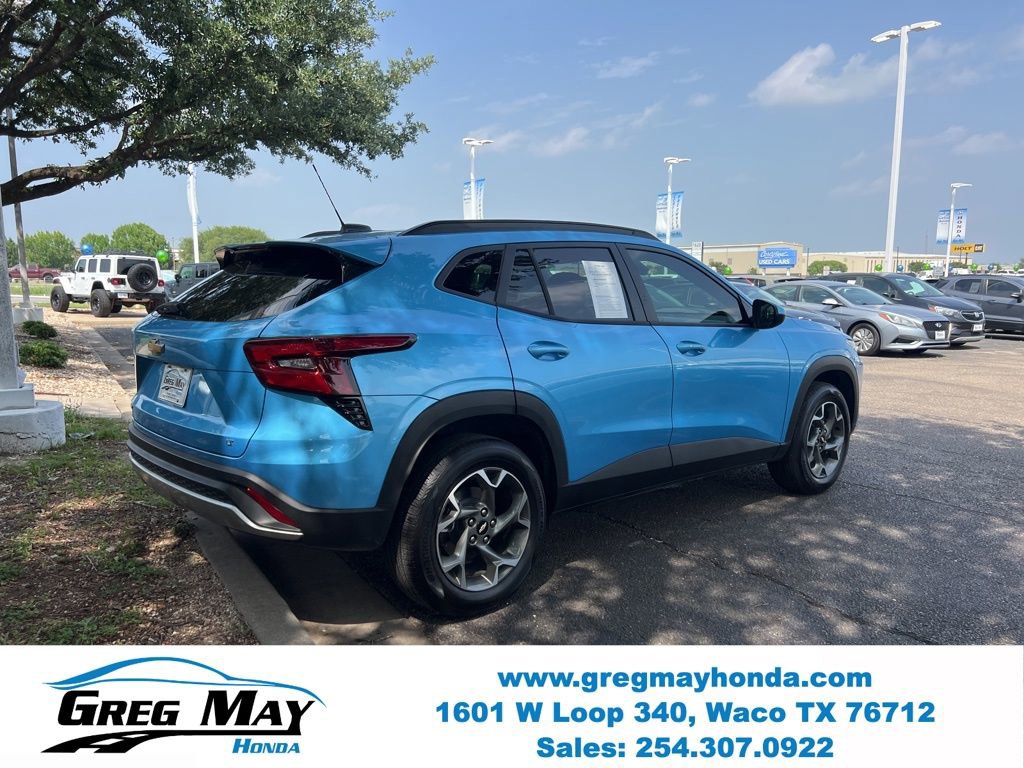 Used 2026 Chevrolet Trax LT w/ Driver Confidence Package FWD image 7