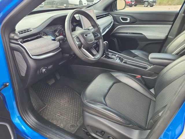 Used 2023 Jeep Compass Latitude w/ Convenience Group image 13