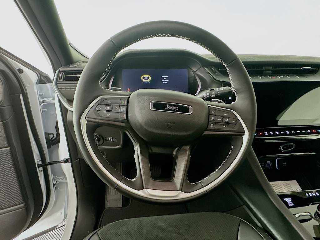 New 2026 Jeep Grand Cherokee L 4WD image 16