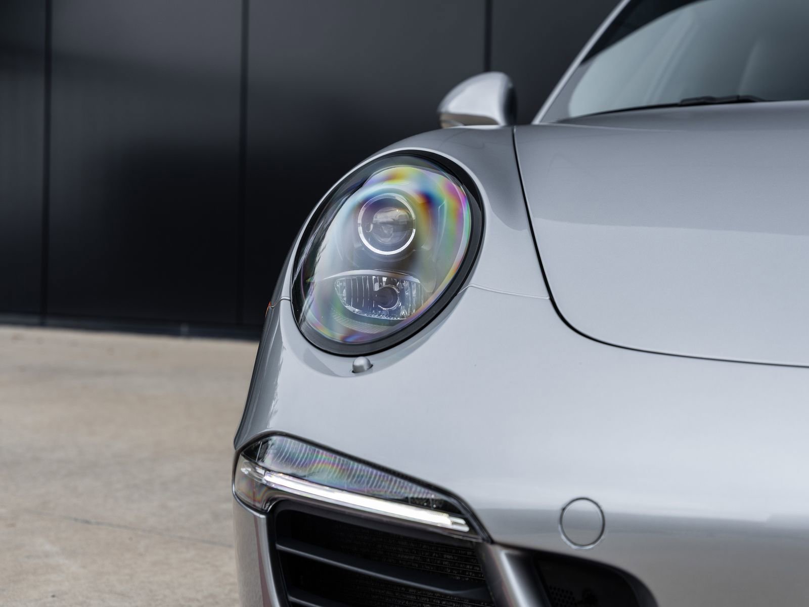 Used 2016 Porsche 911 Carrera GTS RWD image 25