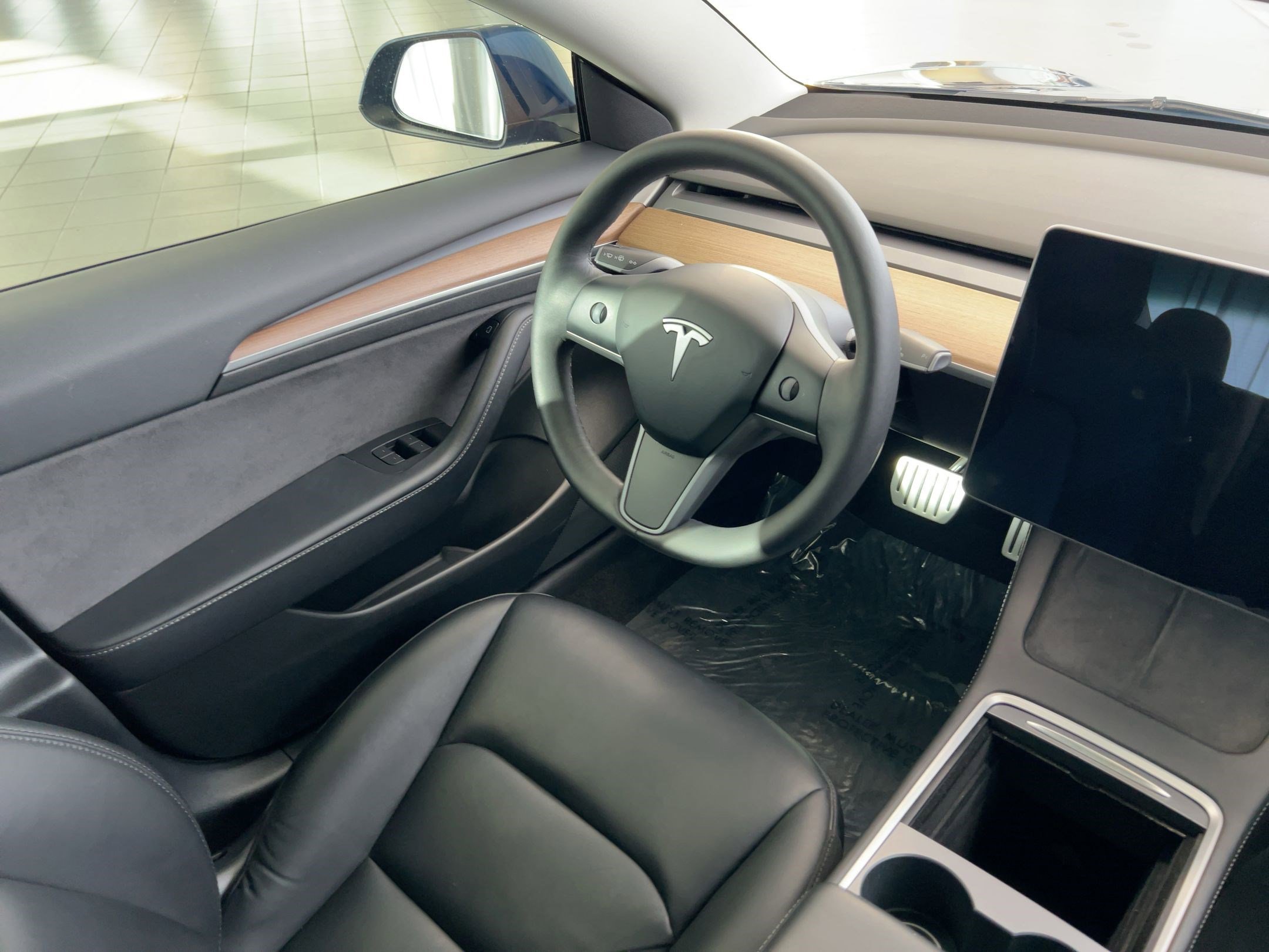 Used 2022 Tesla Model 3 Performance image 4