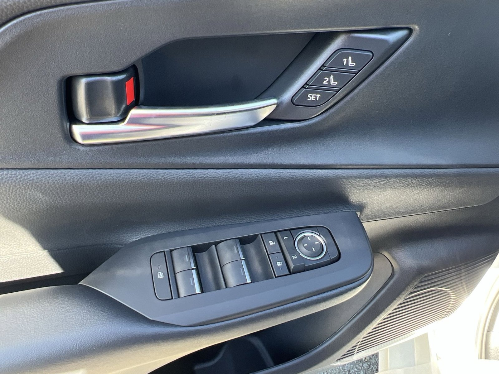 New 2026 Toyota Prius Plug-In Hybrid image 15