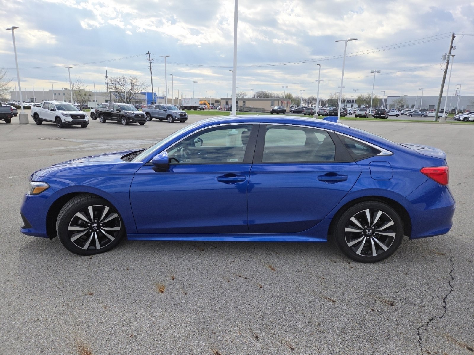 Used 2023 Honda Civic EX image 13