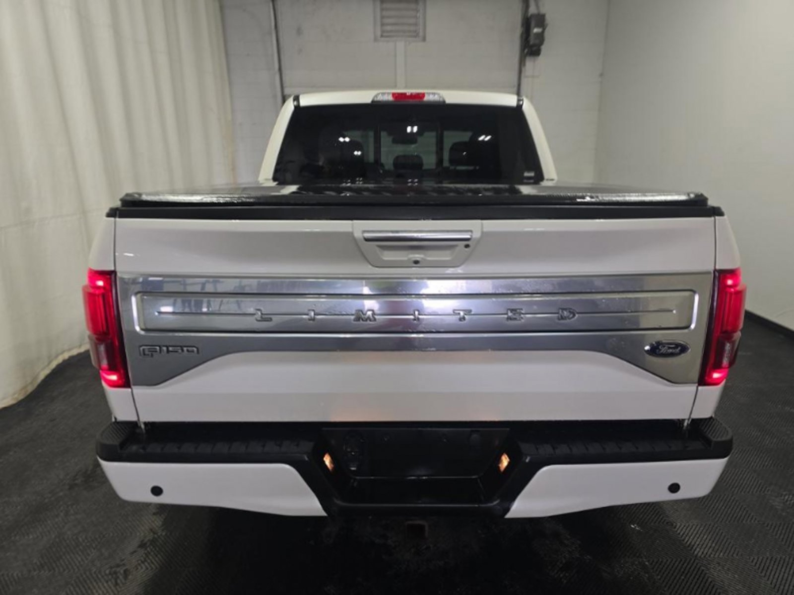 Used 2016 Ford F150 Limited AWD/4WD image 4