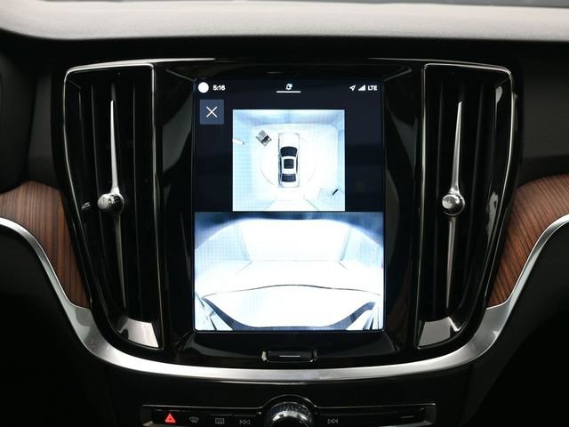 Used 2025 Volvo S60 B5 Plus image 21