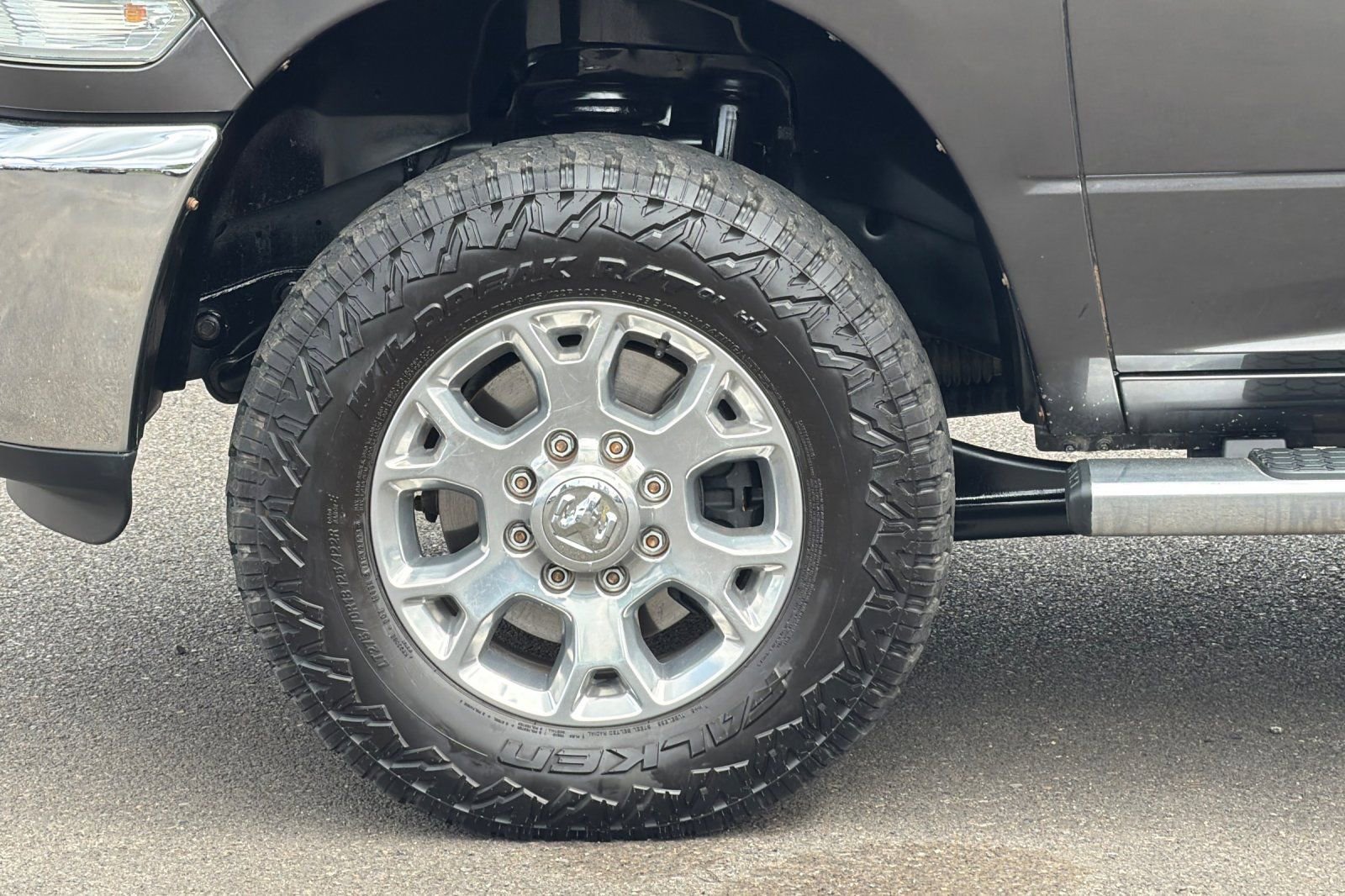 Used 2017 RAM 3500 Tradesman w/ Chrome Appearance Group AWD/4WD image 25