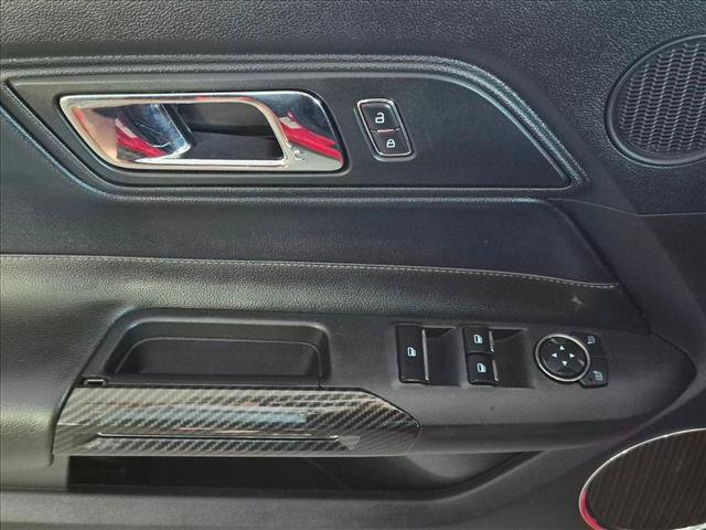 Used 2016 Ford Mustang Premium RWD image 12