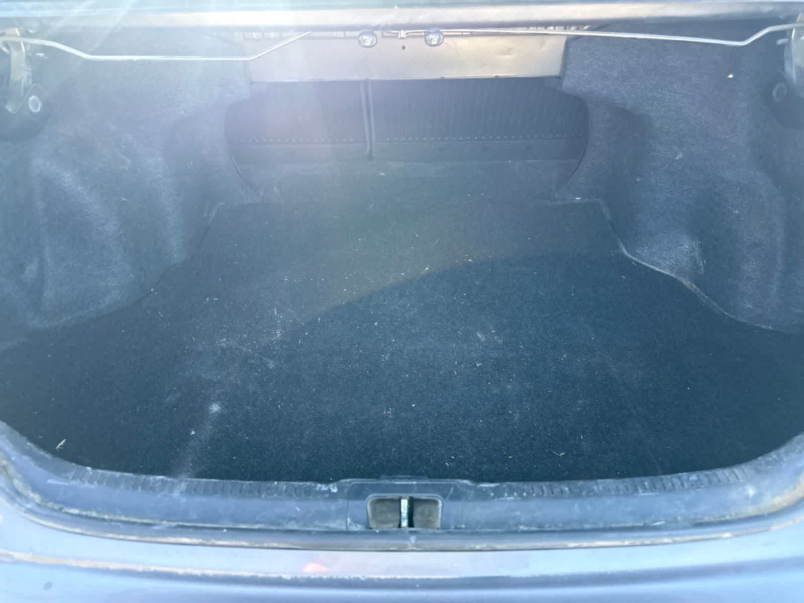 Used 2015 Toyota Camry LE FWD image 9