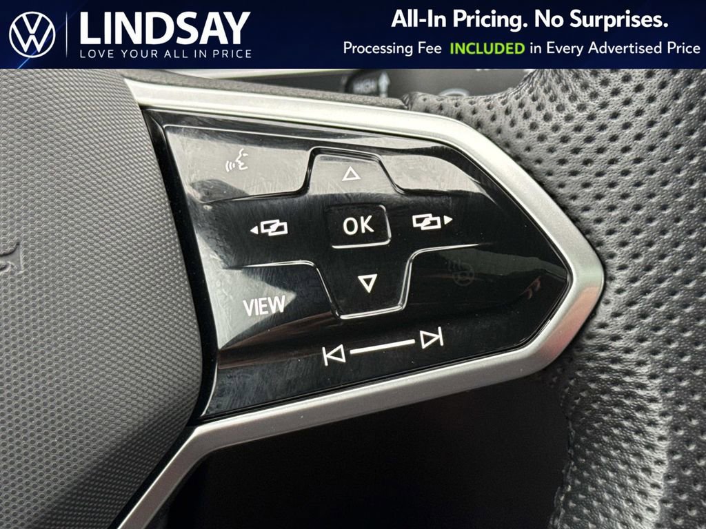 Used 2023 Volkswagen Tiguan SE R-Line AWD/4WD image 20
