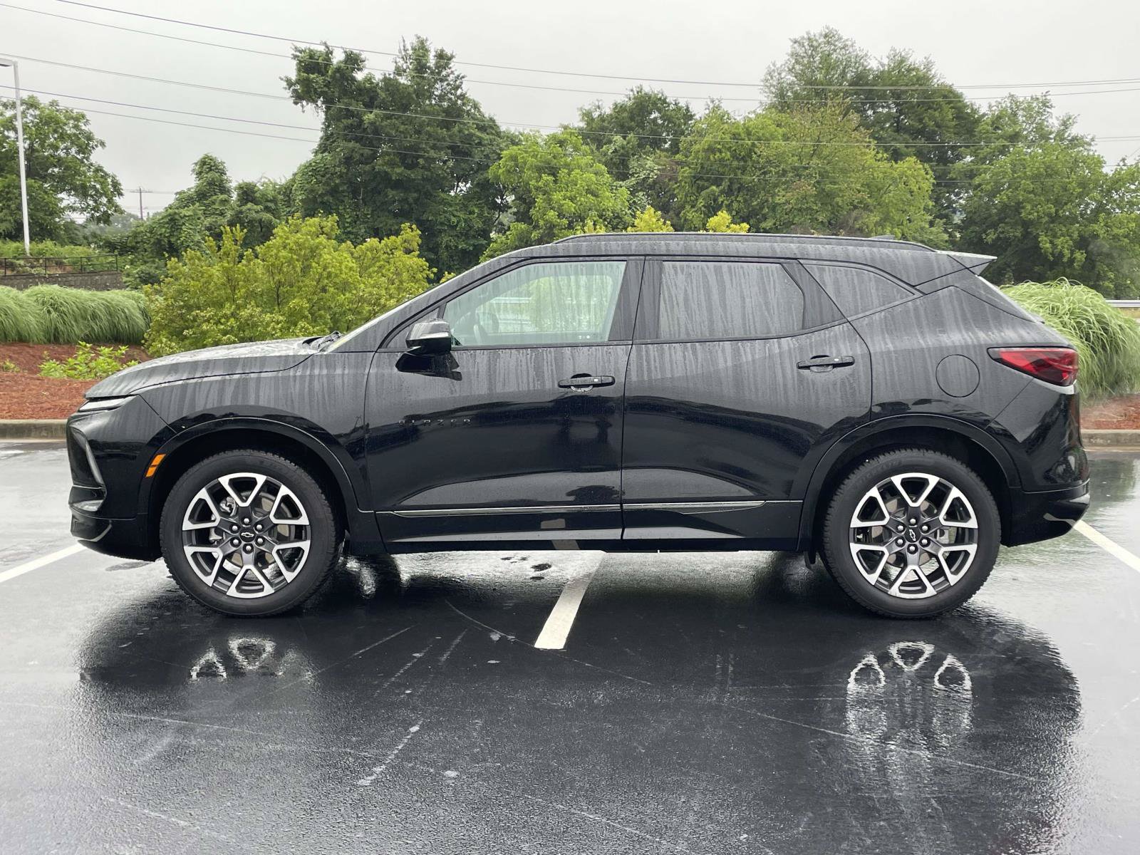 Used 2023 Chevrolet Blazer RS w/ Driver Confidence II Package AWD/4WD image 4